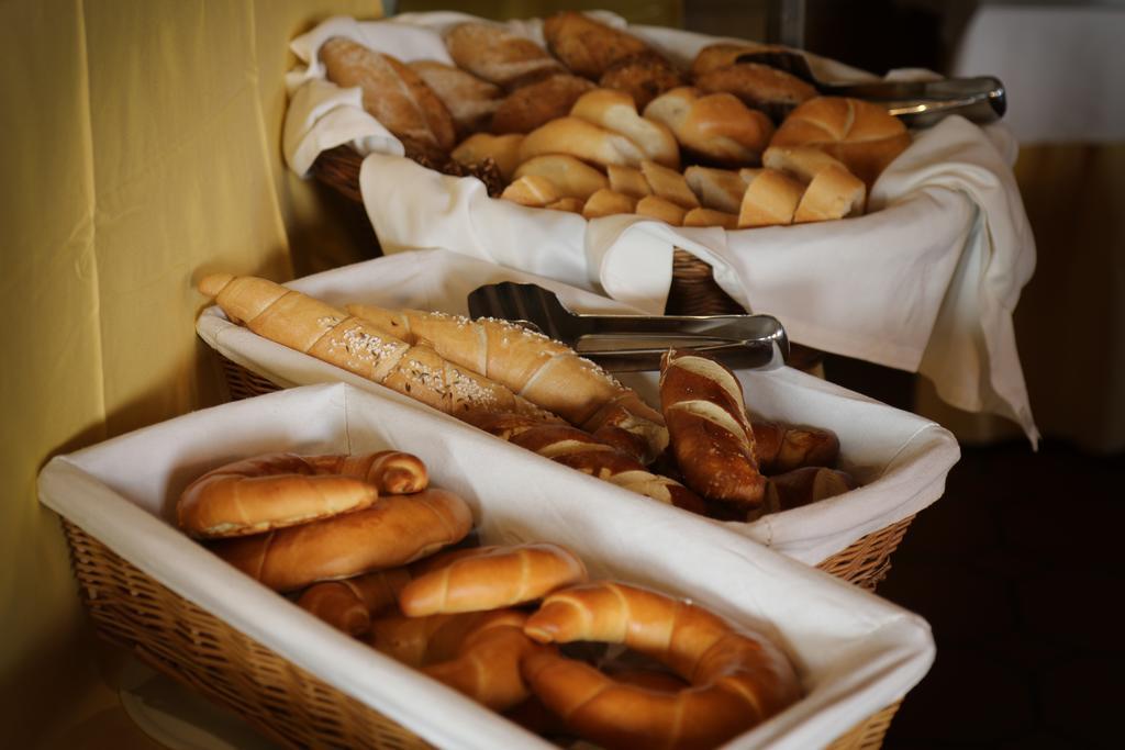 Hotel Gasthof Neuner 임스트 외부 사진